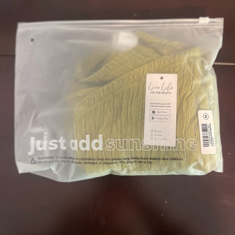 Green Knit One-Shoulder Twist Top - Picture 6 of 6